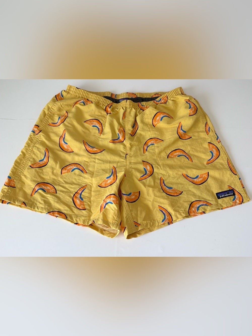 Patagonia Baggies Men’s 5 inch Shorts in Cantaloupe print